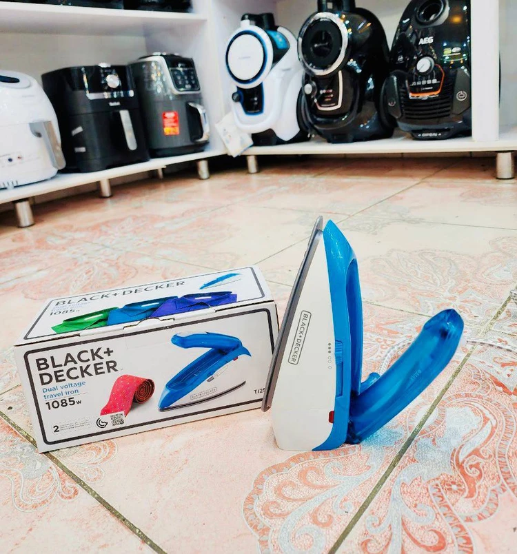 اتو بخار مسافرتی بلک اند دکر ti250