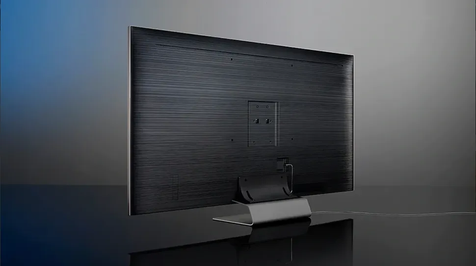 پشت تلویزیون سامسونگ Q90