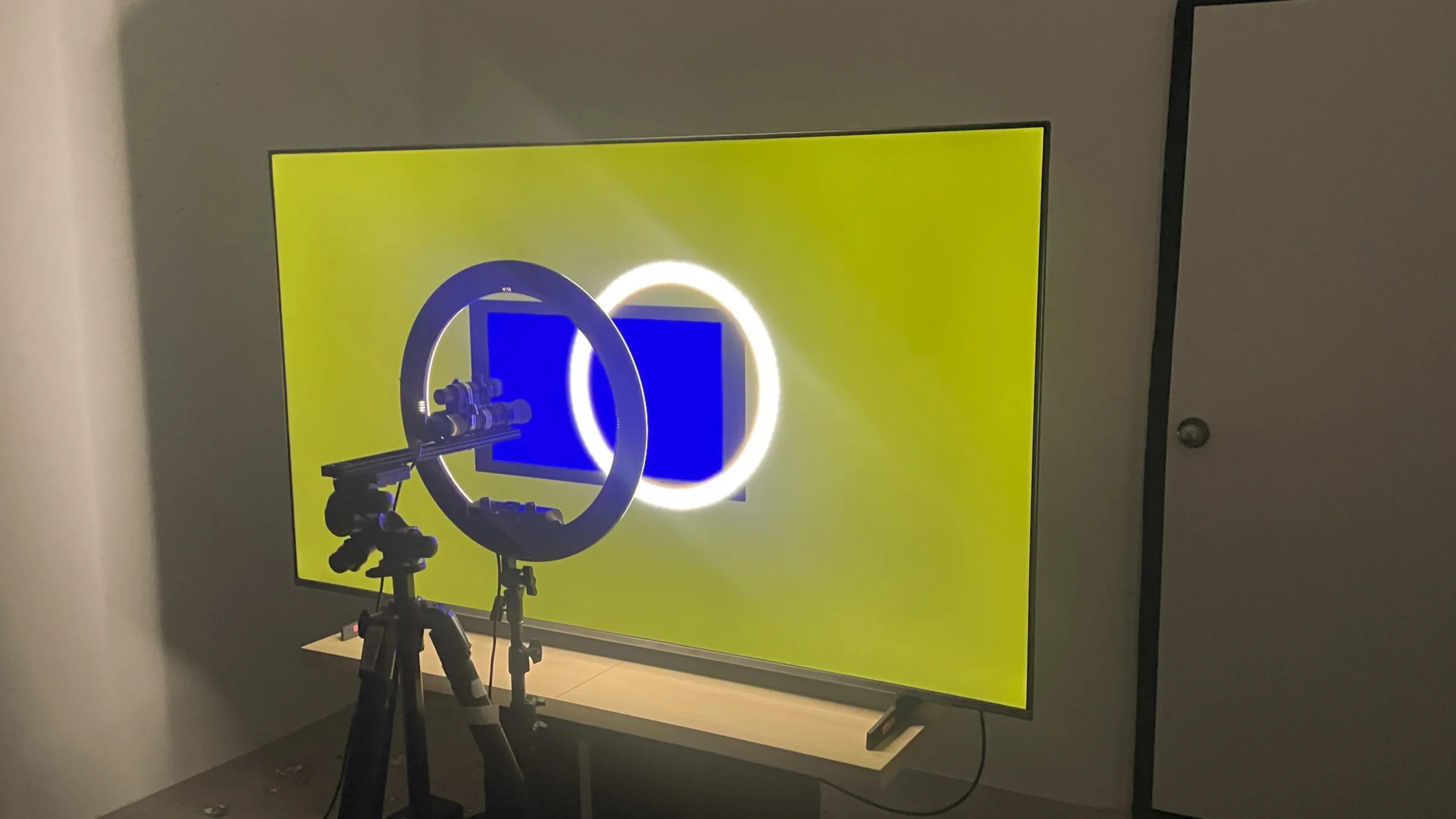 کیفیت تصویر تلویزیون سامسونگ U8000F